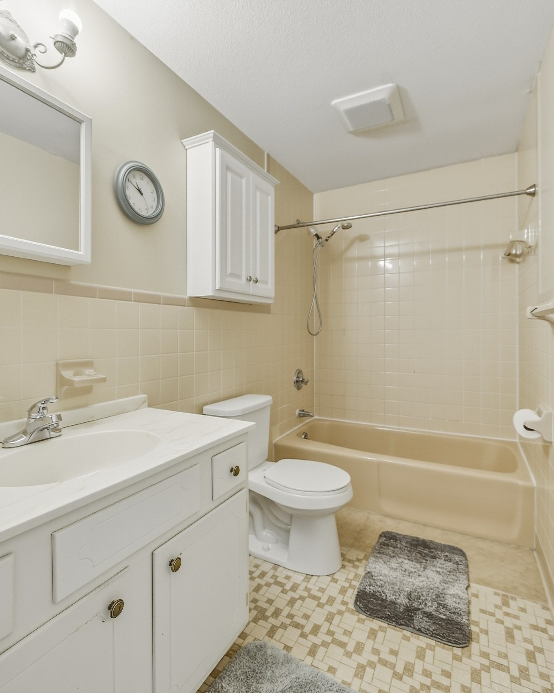 152 Corey Colonial # 152 Property Photo 23