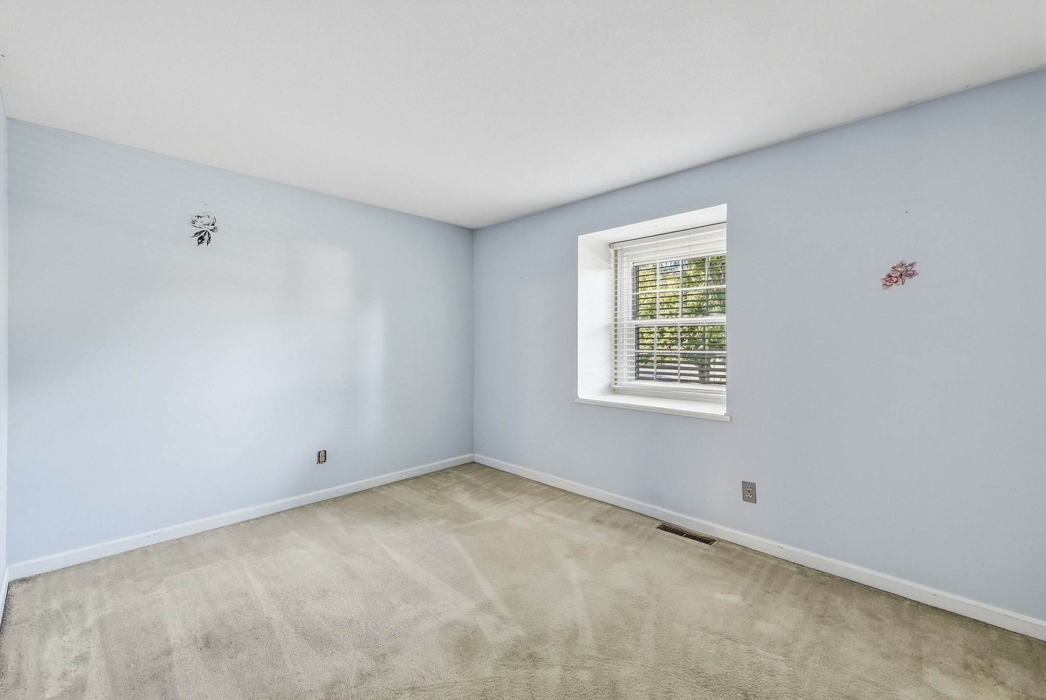 152 Corey Colonial # 152 Property Photo 24