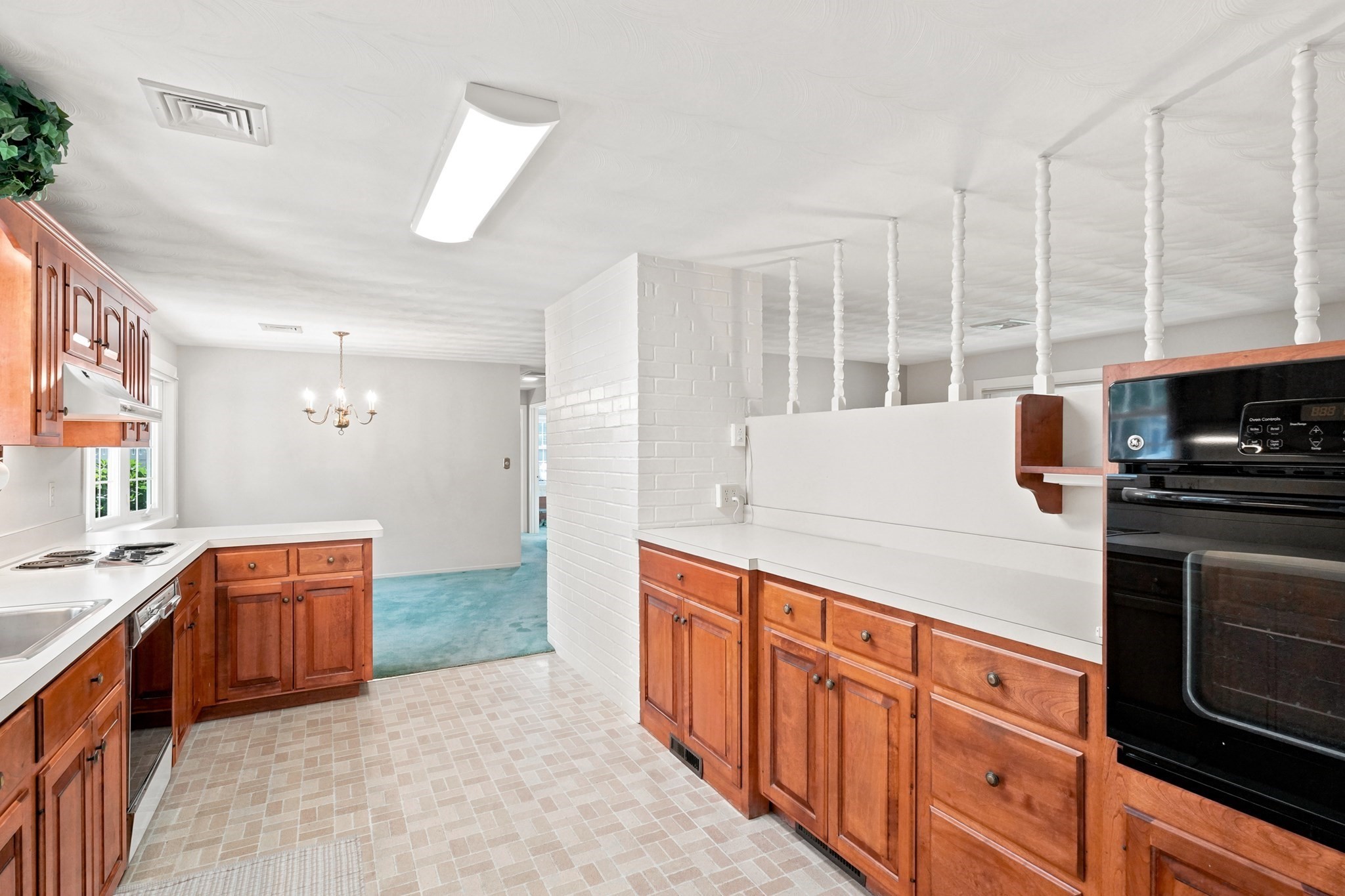 7 Myrna Road Property Photo 15
