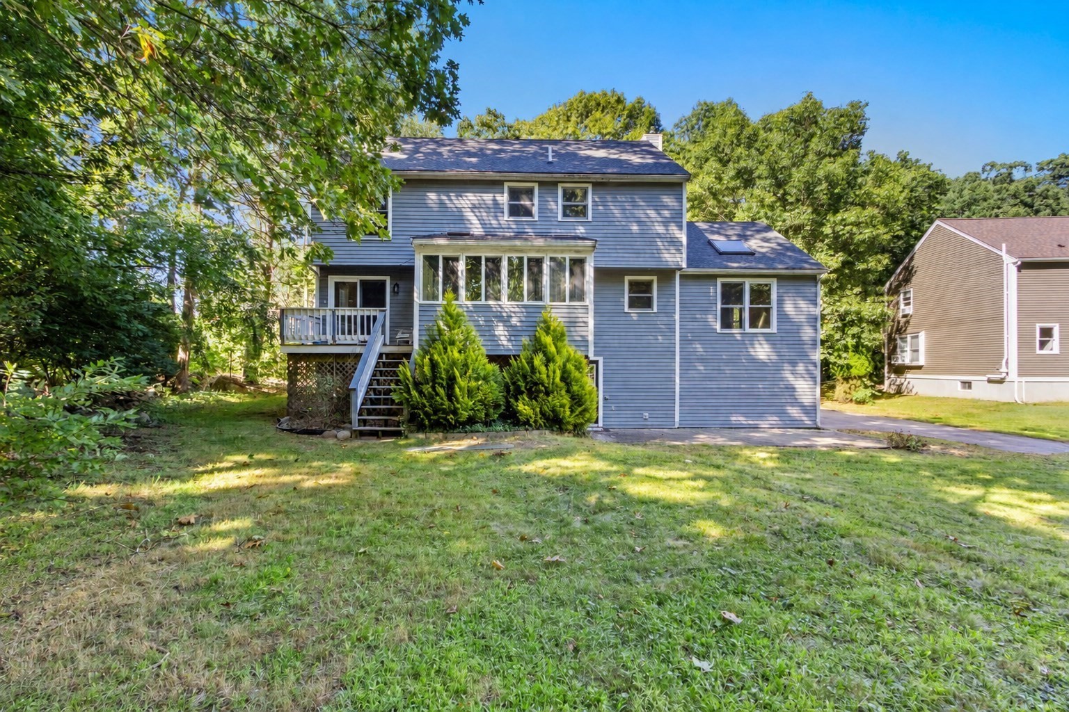 23 Oak St Property Photo 33