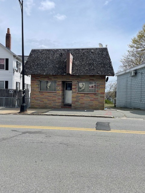 770 County St Property Photo 1
