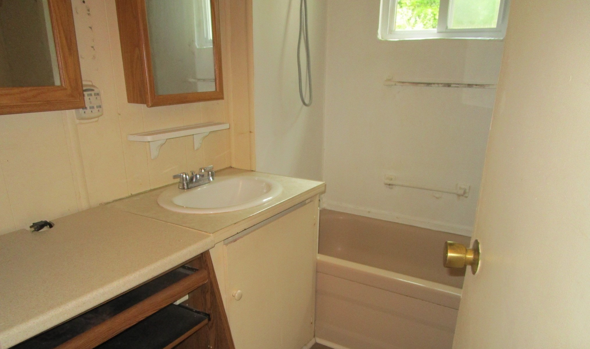 49 Wire Village Rd Property Photo 11