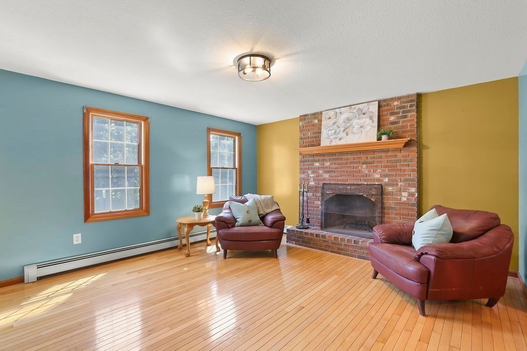 41 Virginia Ave Property Photo 4