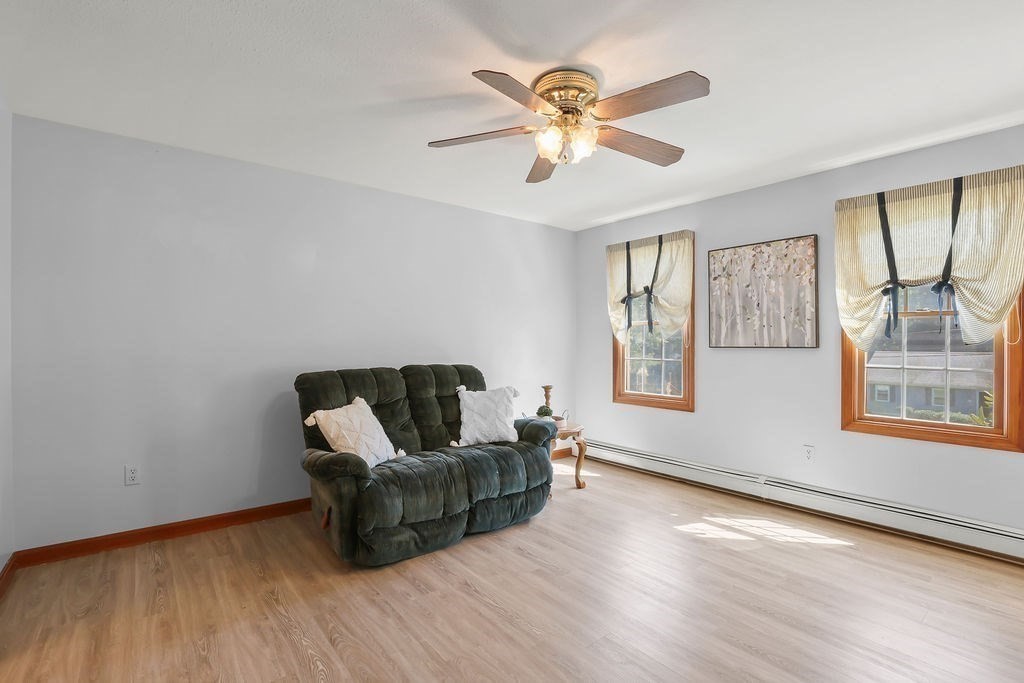 41 Virginia Ave Property Photo 5