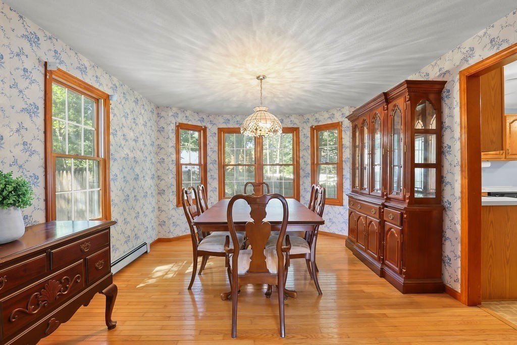 41 Virginia Ave Property Photo 6