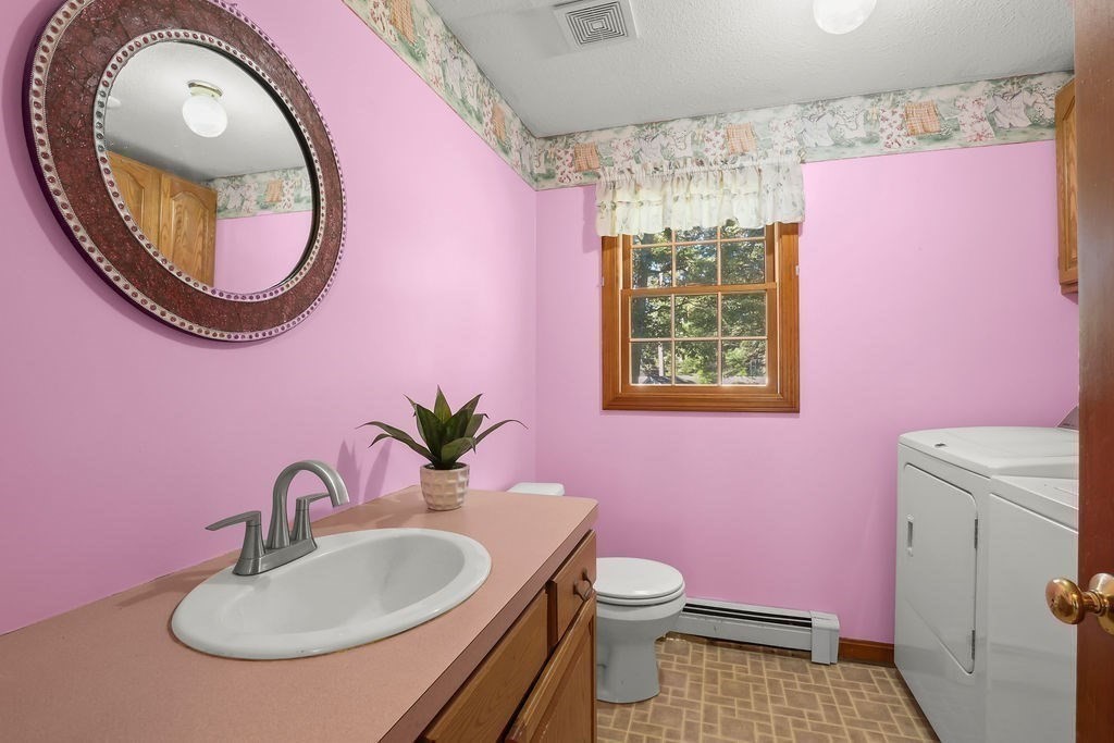 41 Virginia Ave Property Photo 11