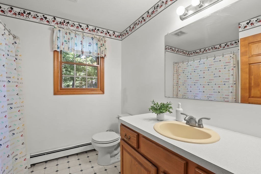 41 Virginia Ave Property Photo 12
