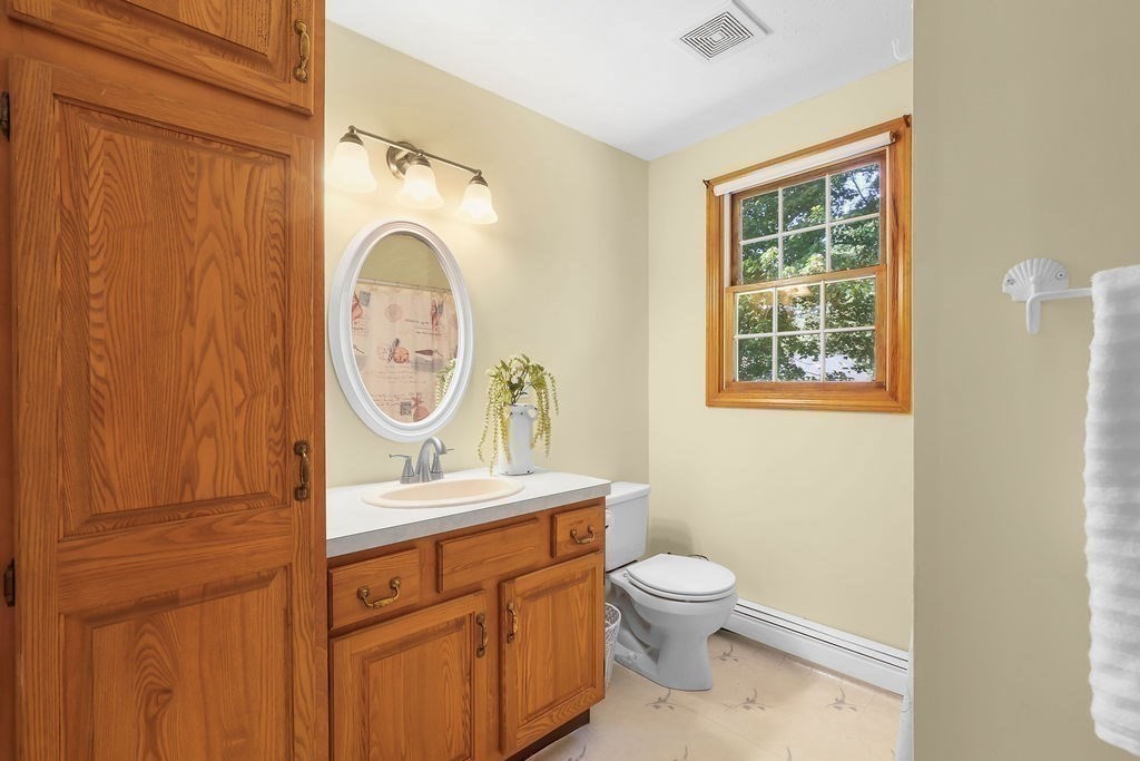 41 Virginia Ave Property Photo 20