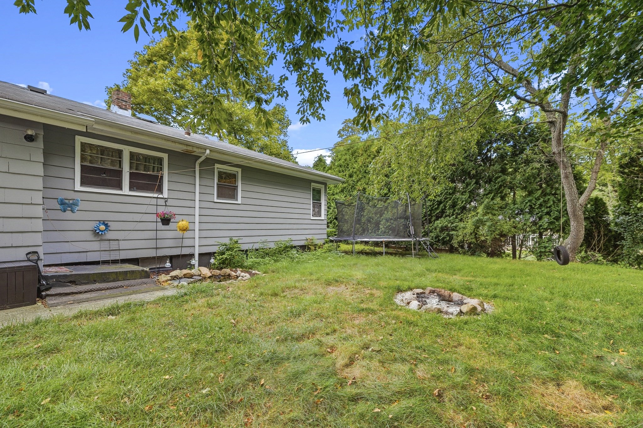 7 Norfolk Ave Property Photo 25