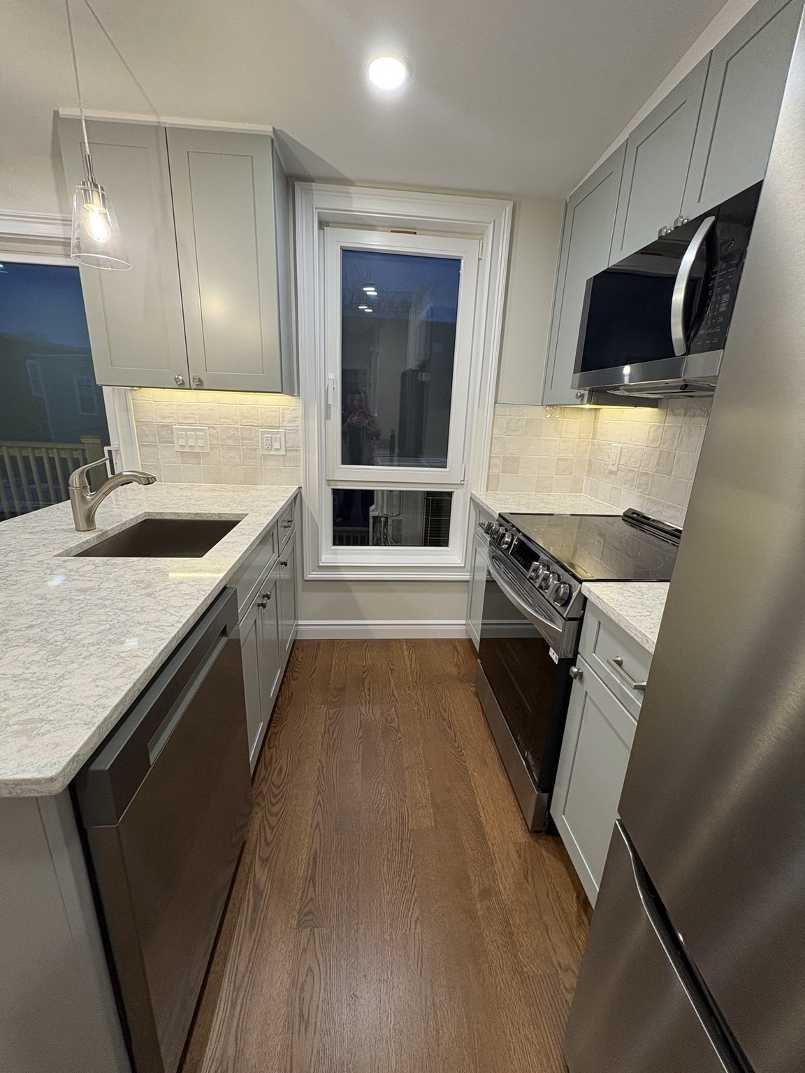 11 Burrill Pl # 3 Property Photo 6