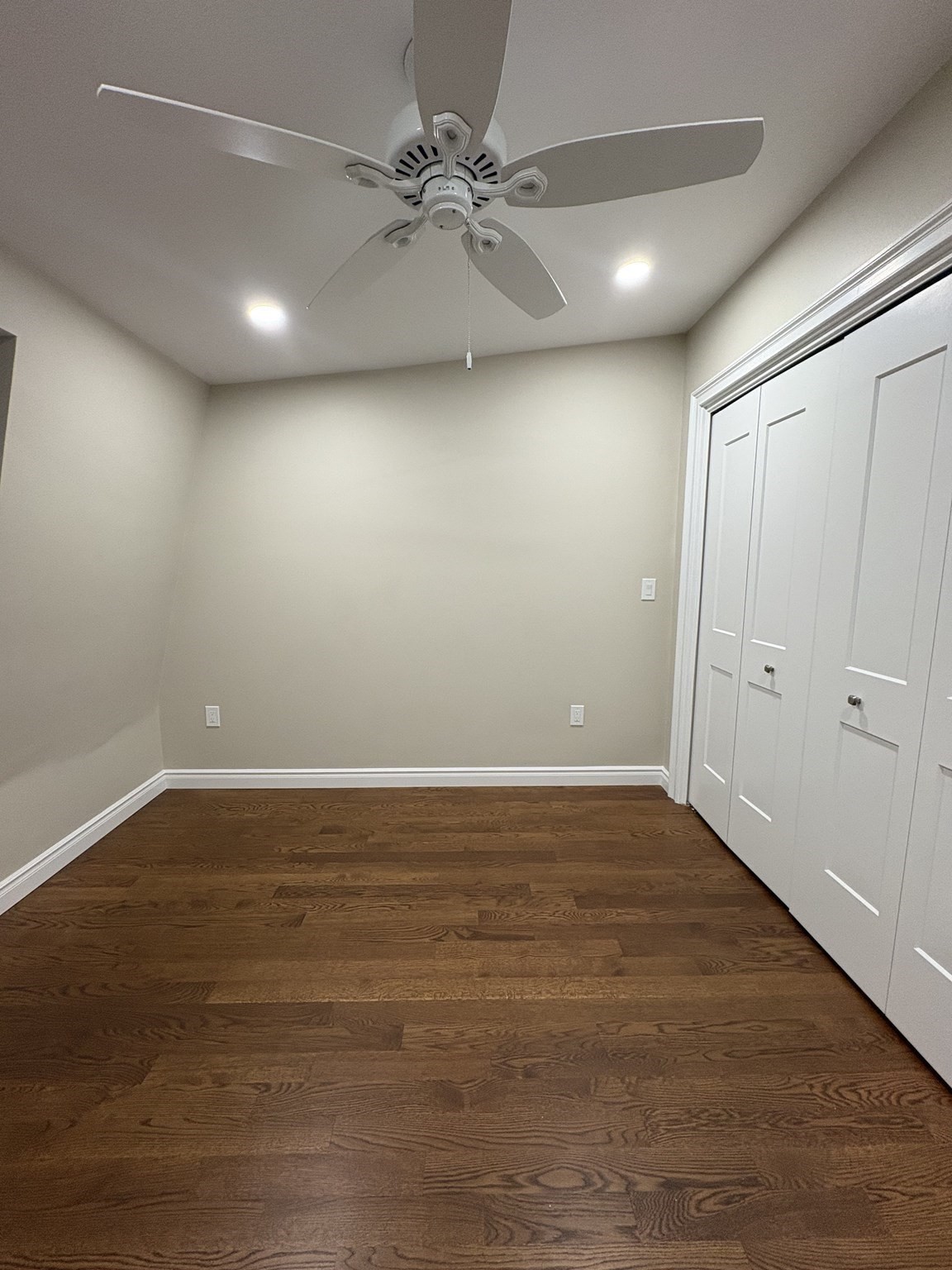 11 Burrill Pl # 3 Property Photo 16