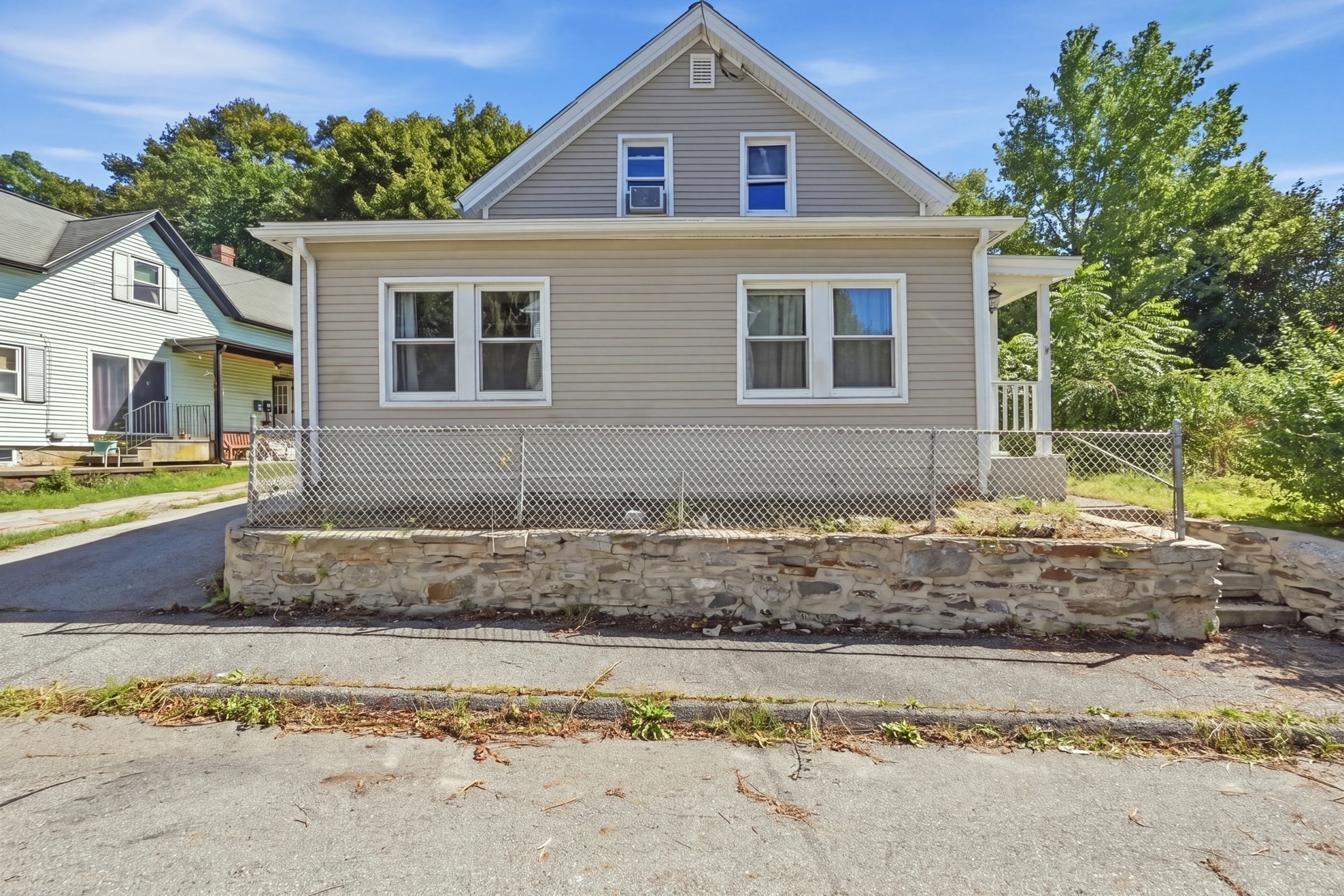 6 Goddard St Property Photo 2