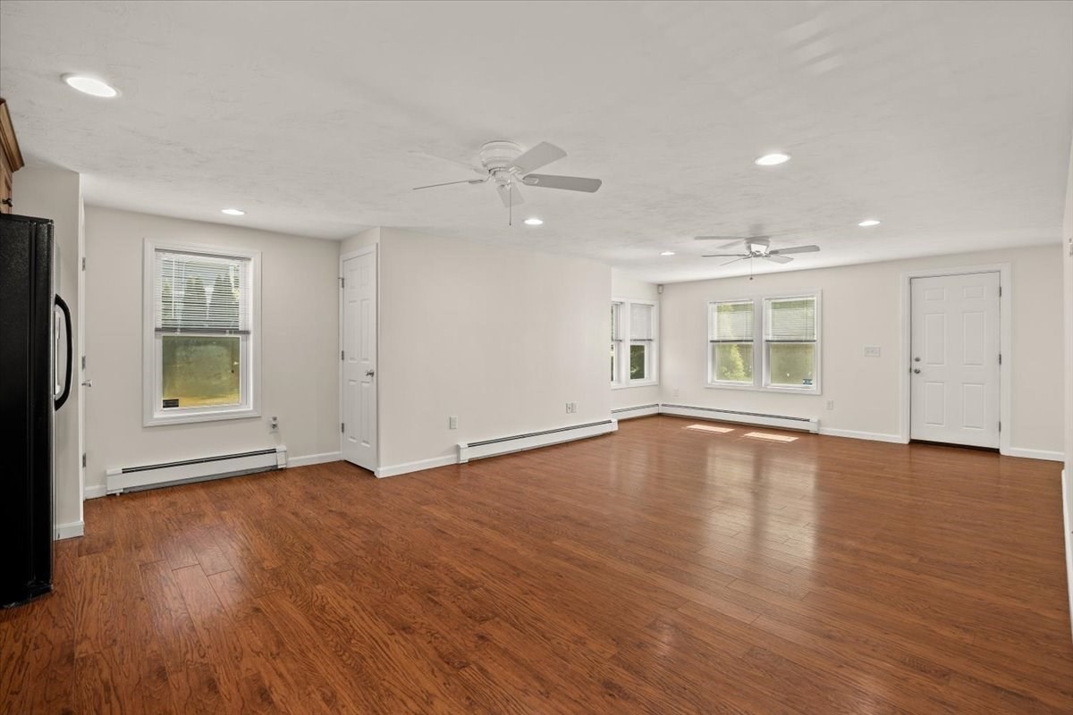 201 Tiffany St Property Photo 12
