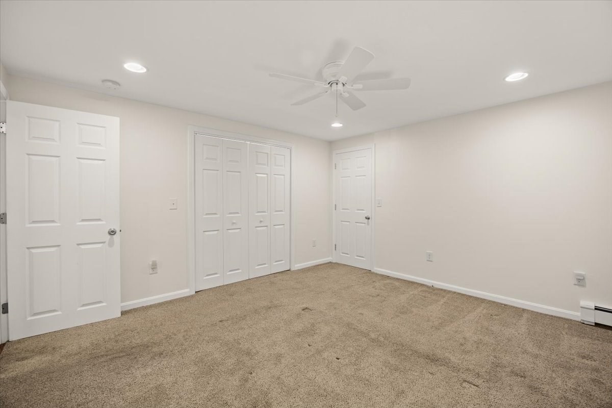 201 Tiffany St Property Photo 15