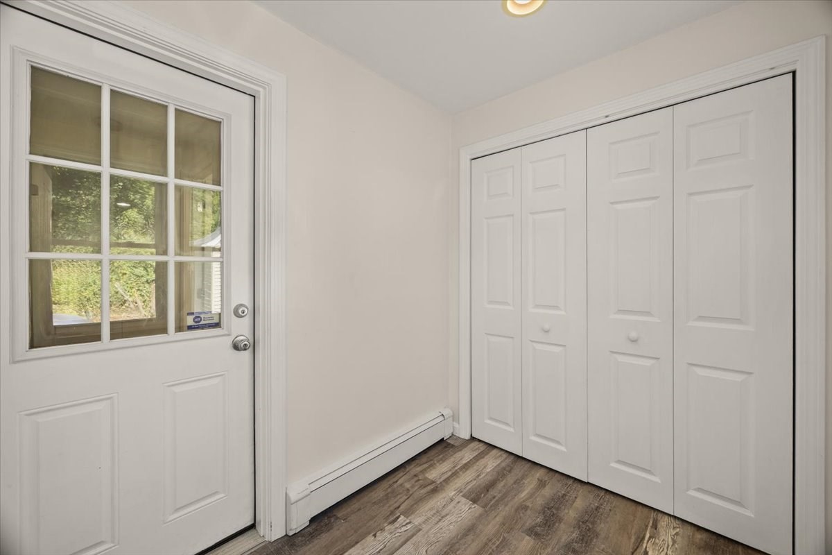 201 Tiffany St Property Photo 19