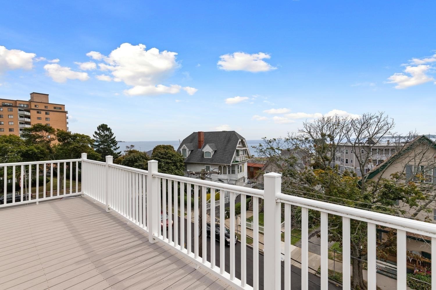 11 Tudor St Property Photo 6