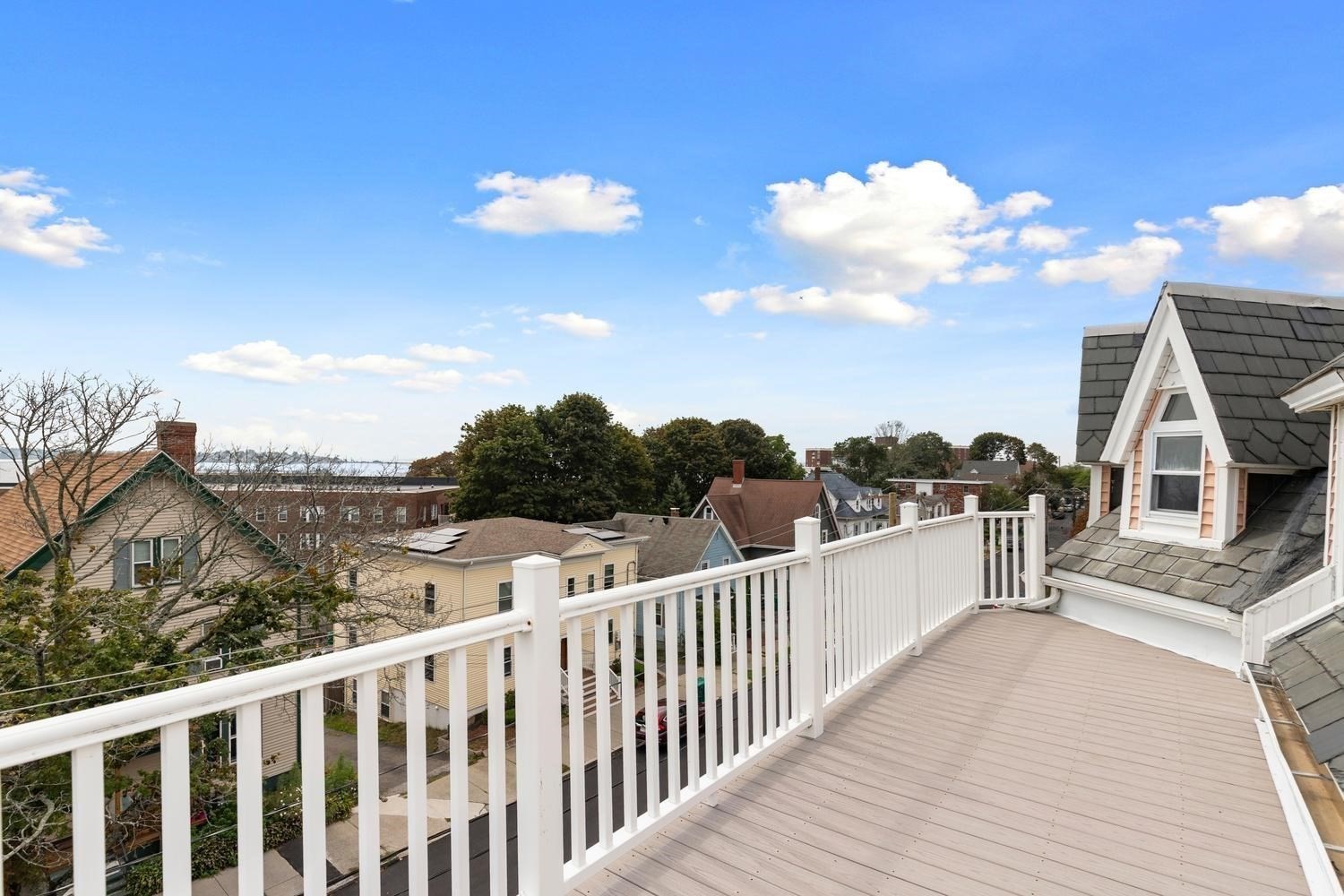 11 Tudor St Property Photo 7