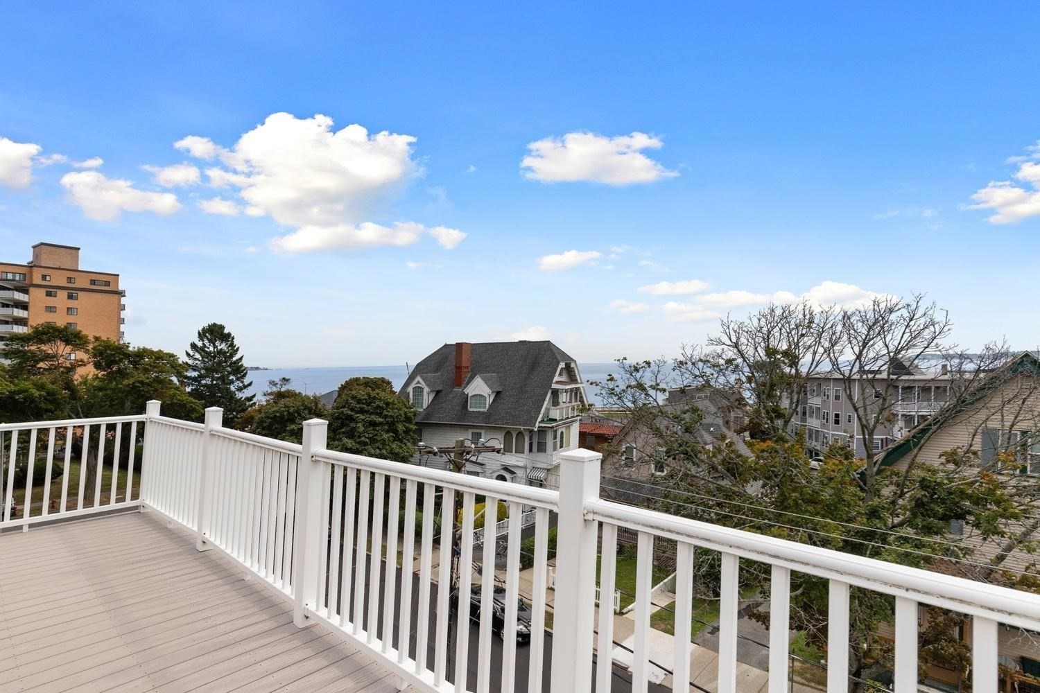 11 Tudor St Property Photo 8