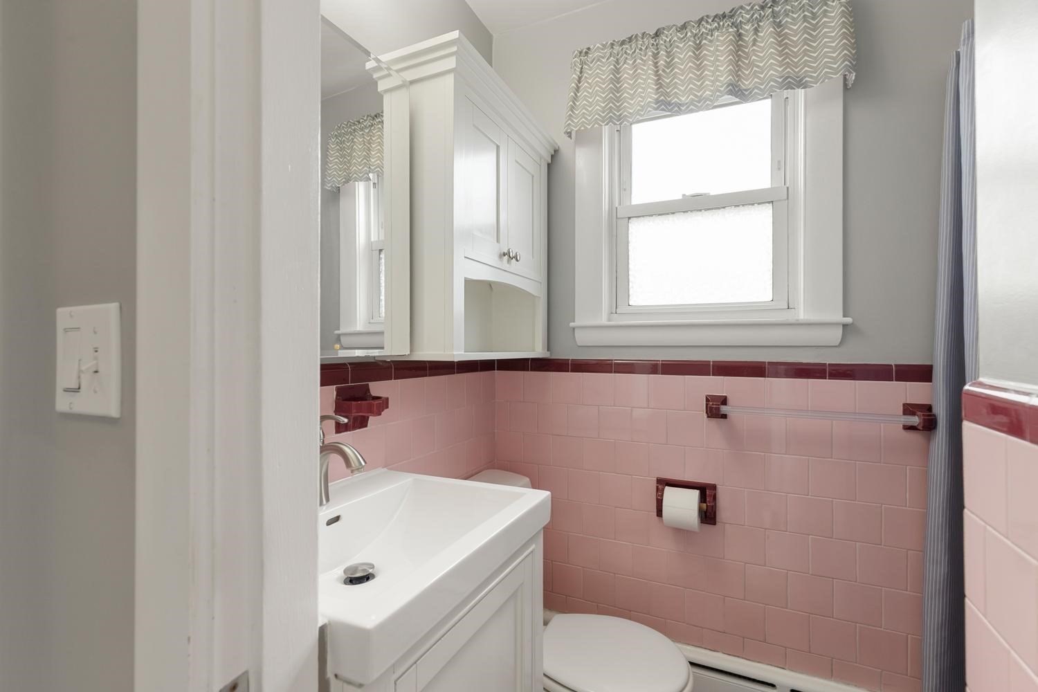 11 Tudor St Property Photo 12
