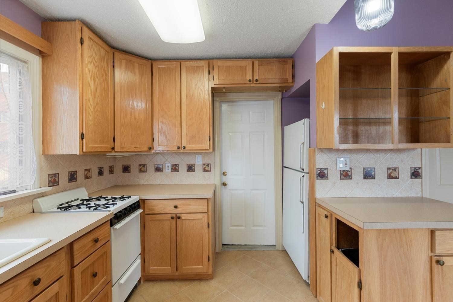 11 Tudor St Property Photo 18