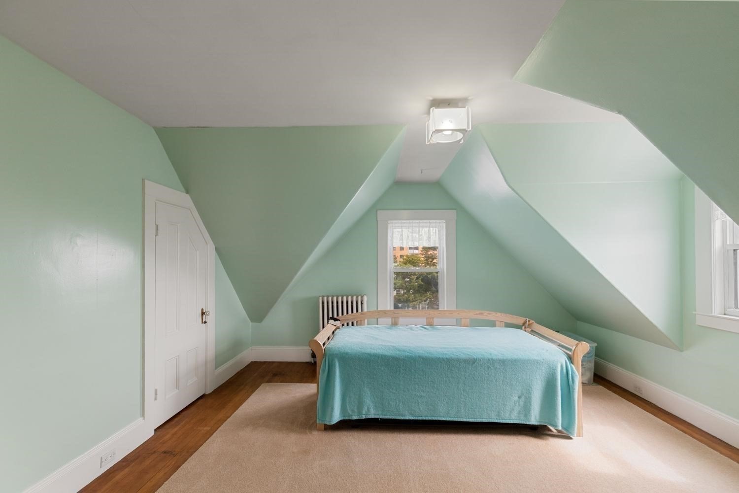 11 Tudor St Property Photo 38