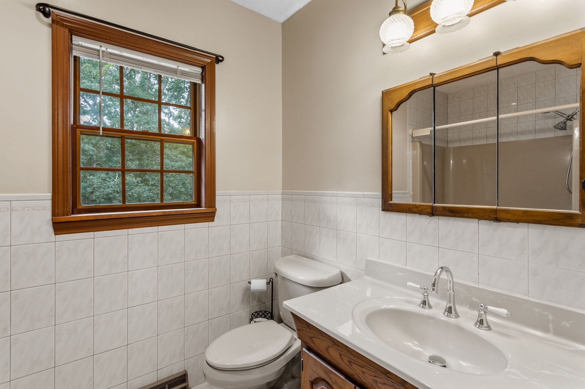 2 Robin Rd Property Photo 15