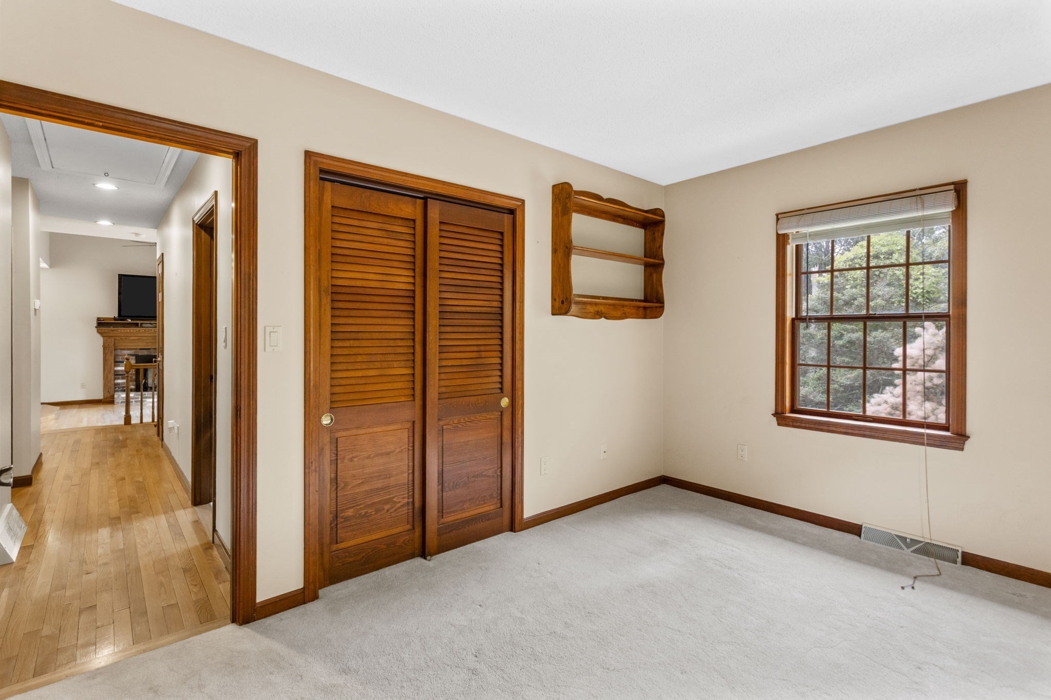 2 Robin Rd Property Photo 21