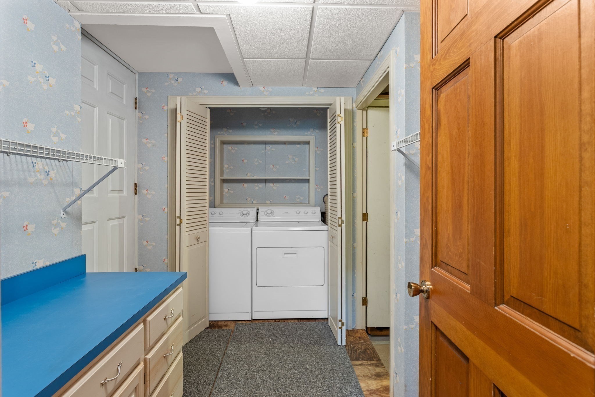 2 Robin Rd Property Photo 28