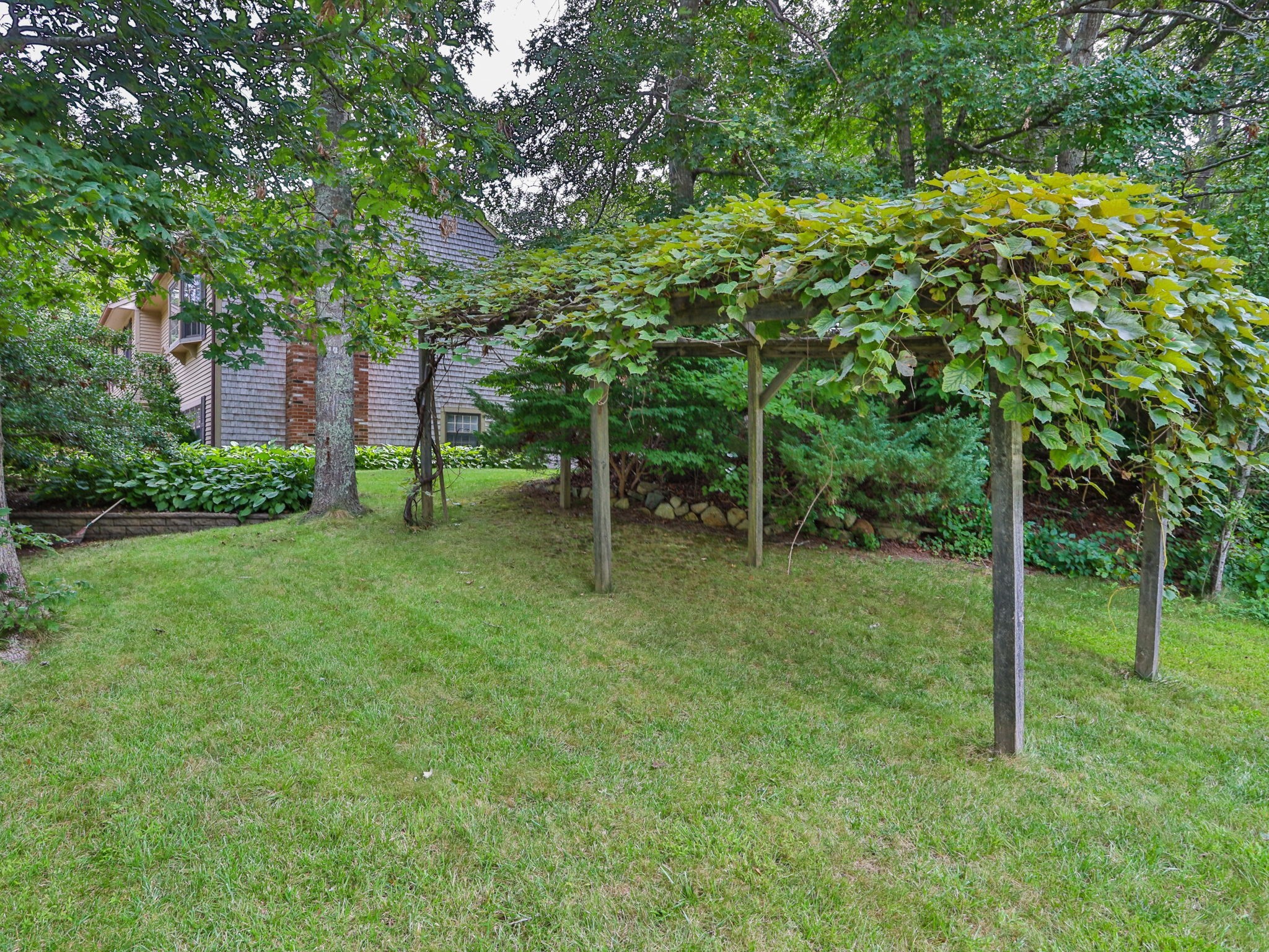2 Robin Rd Property Photo 42