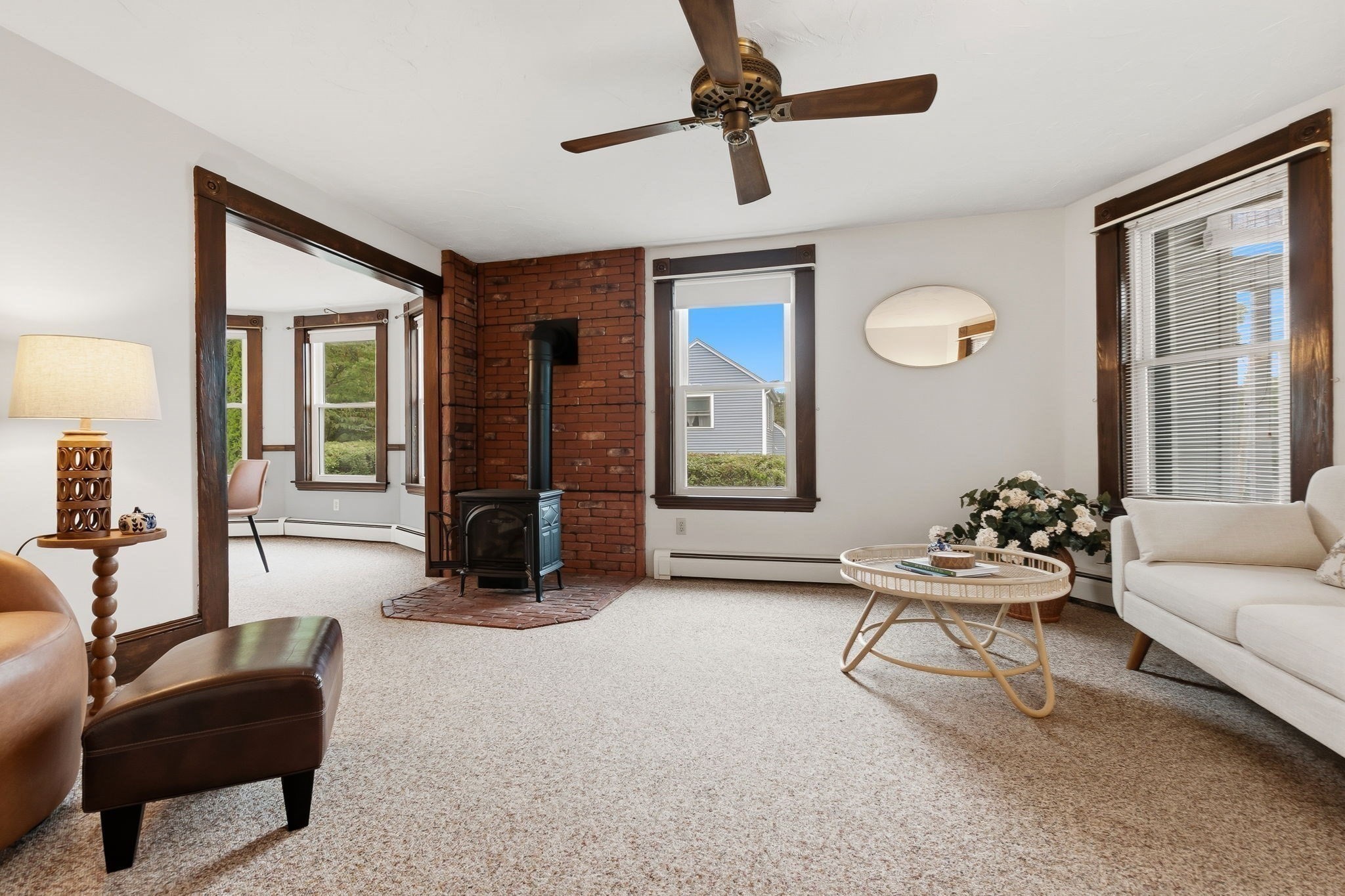 4 Longfellow St Property Photo 4