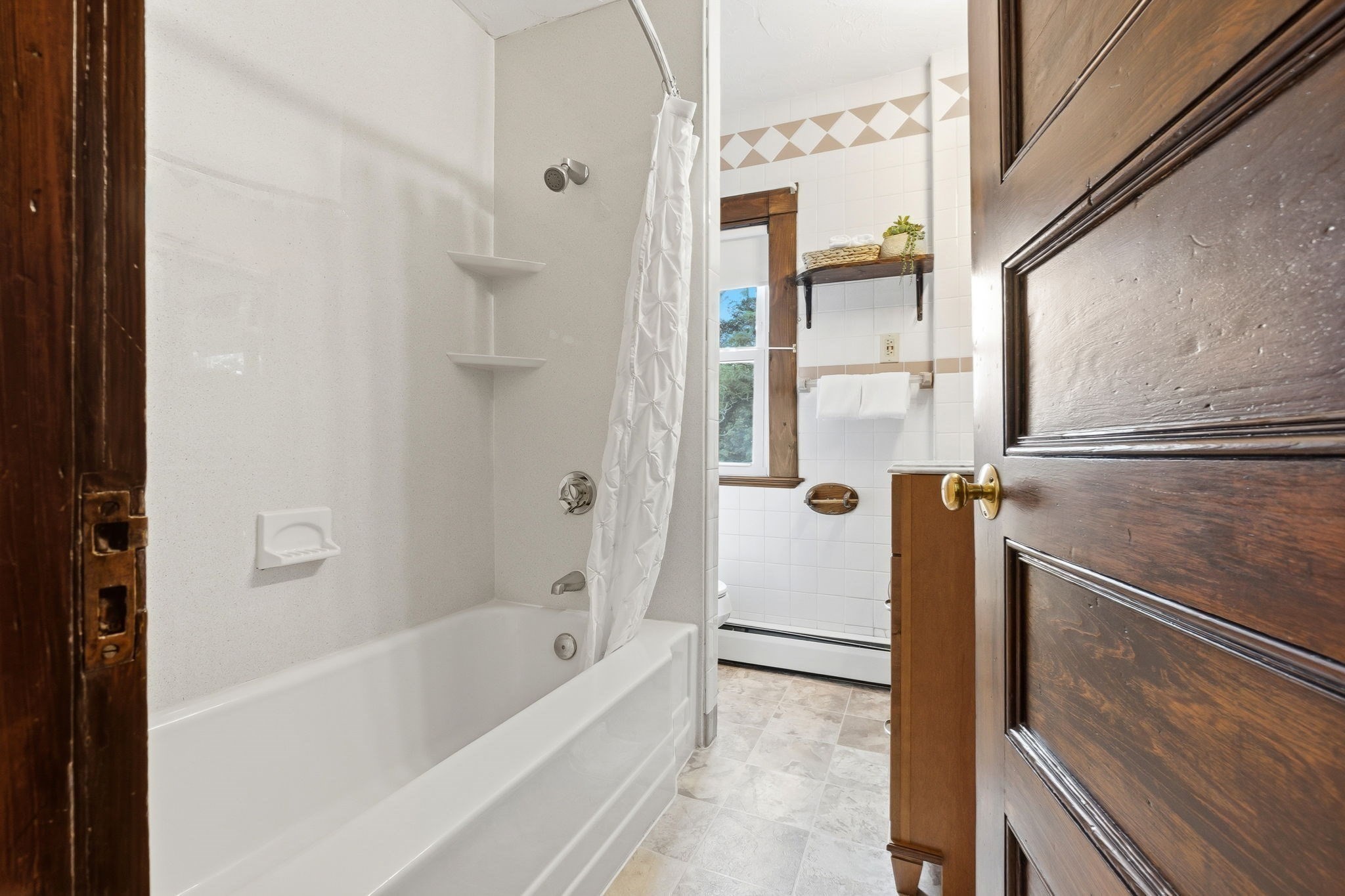 4 Longfellow St Property Photo 27