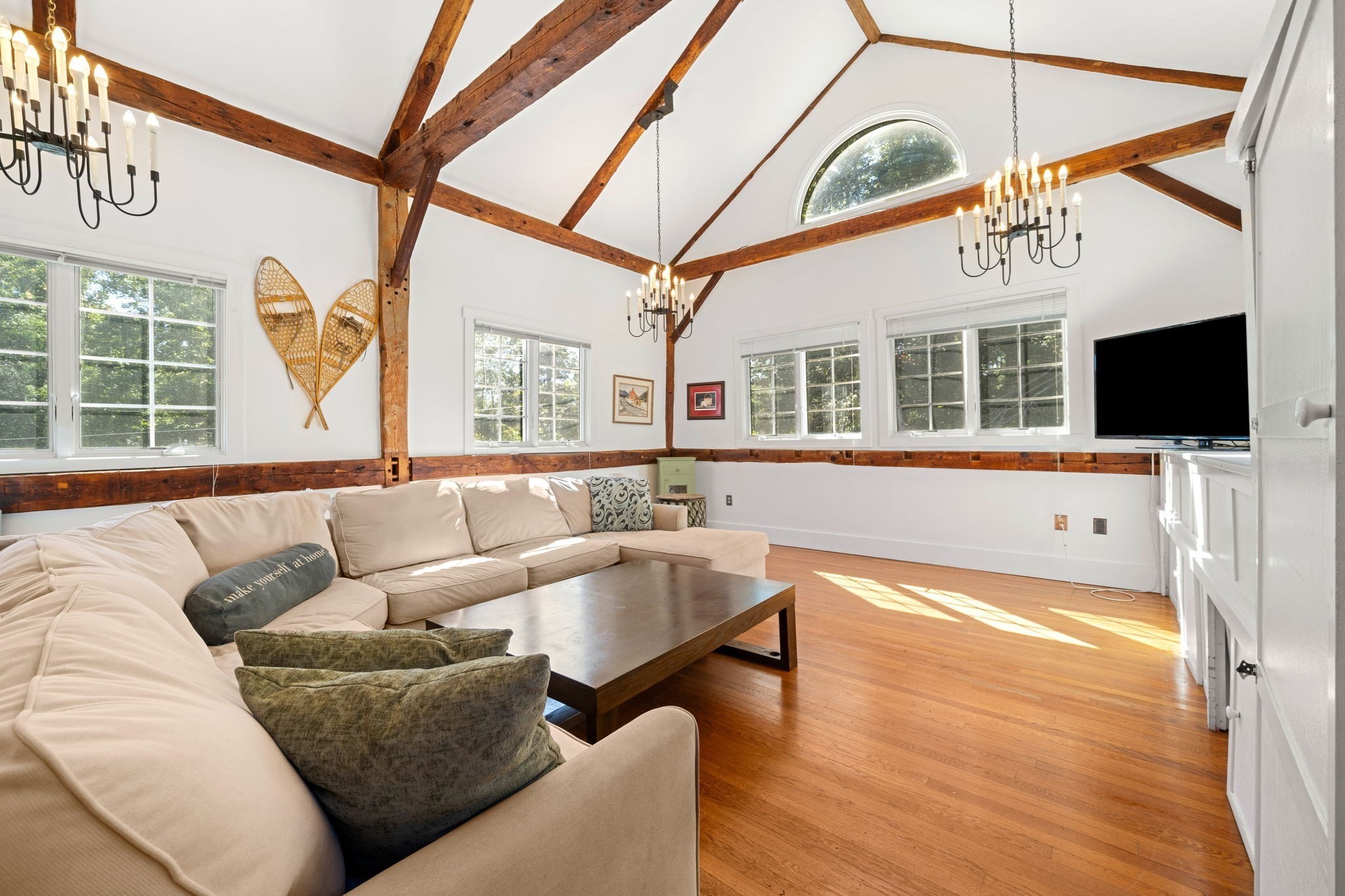 53 Groton Rd Property Photo 5