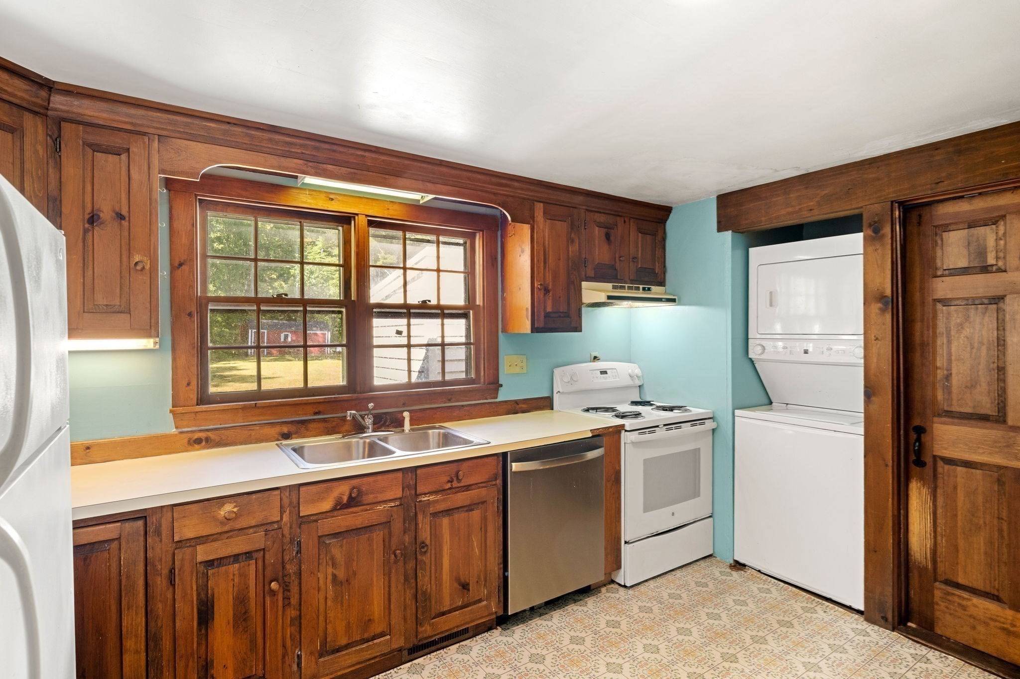 53 Groton Rd Property Photo 33