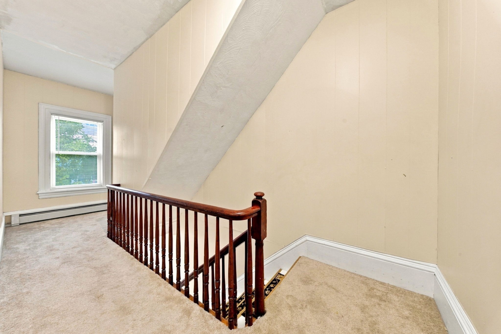 28 S Warren St Property Photo 13
