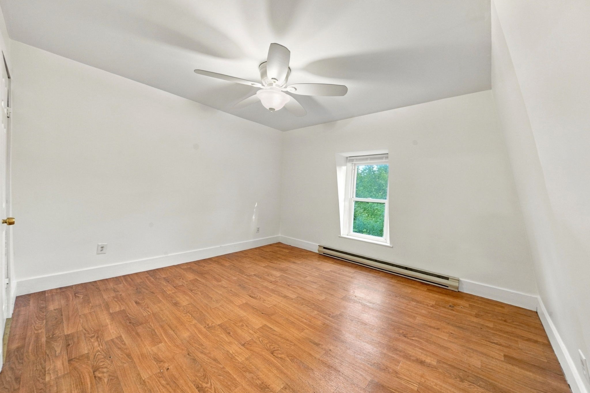 28 S Warren St Property Photo 19