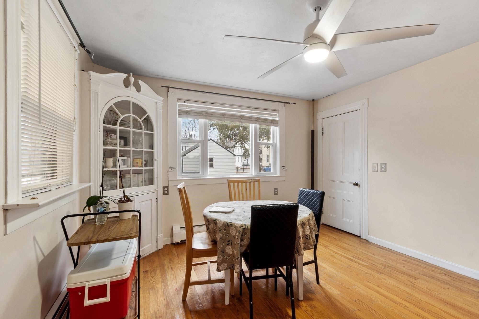 23-25 Burtt St Property Photo 4