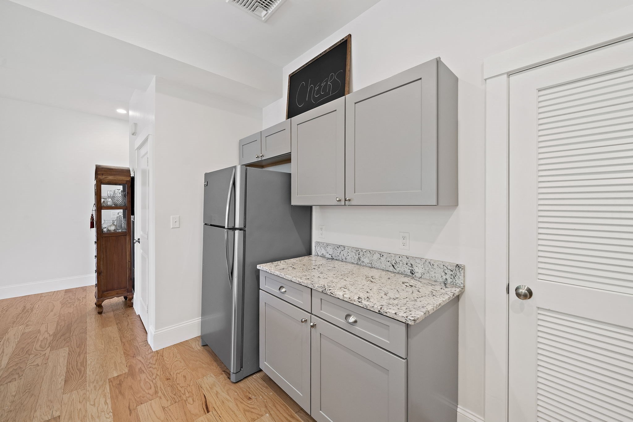 599 Washington St # 12 Property Photo 7