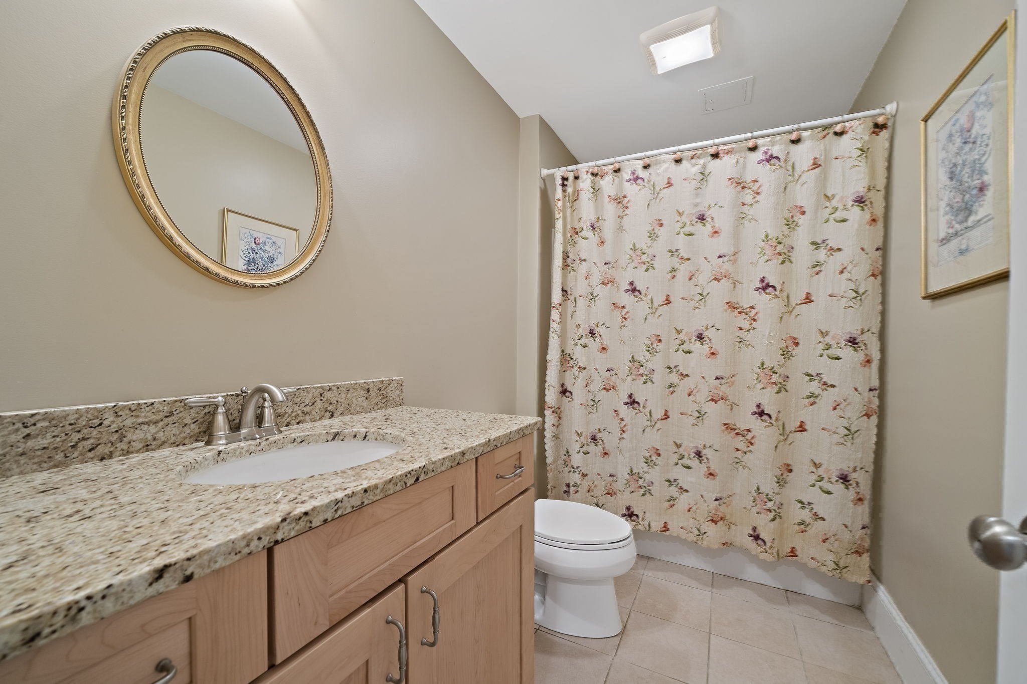 599 Washington St # 12 Property Photo 17