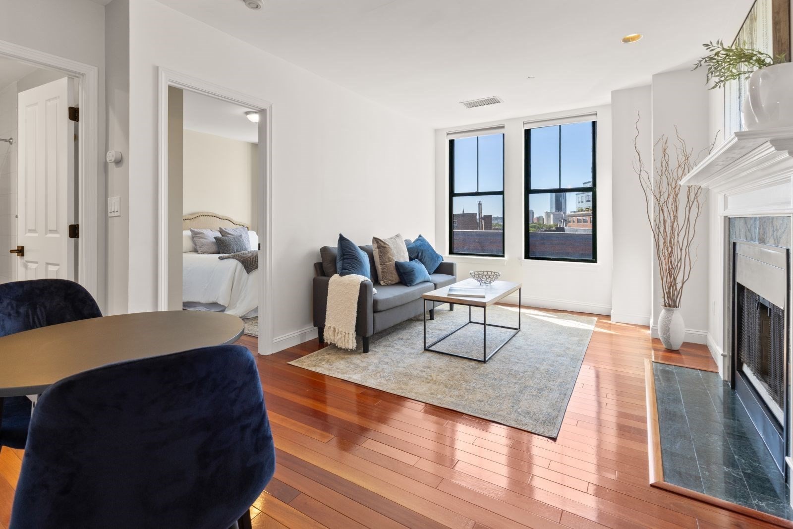 75 Clarendon St # 607 Property Photo 1