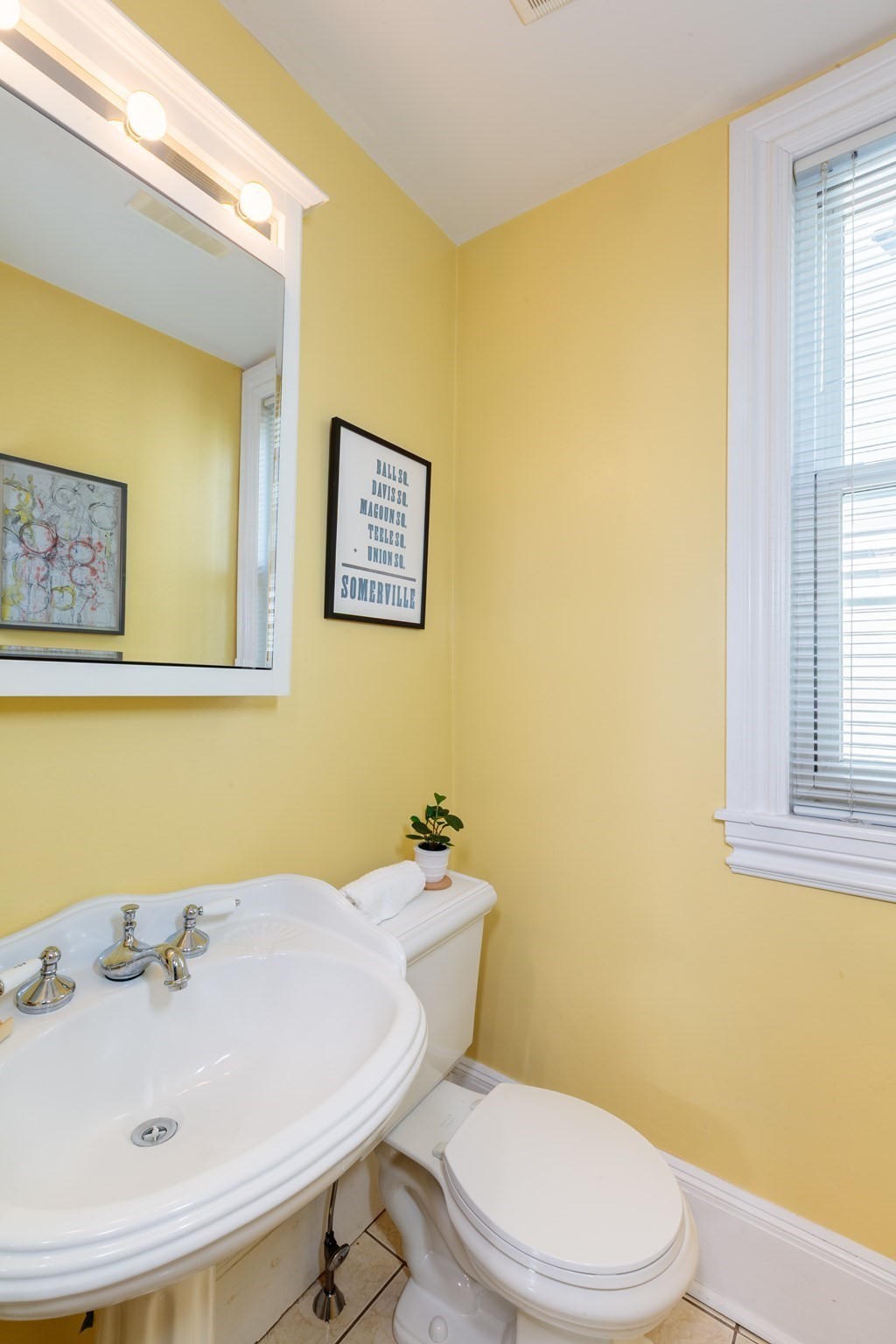 561a Broadway # 2 Property Photo 12