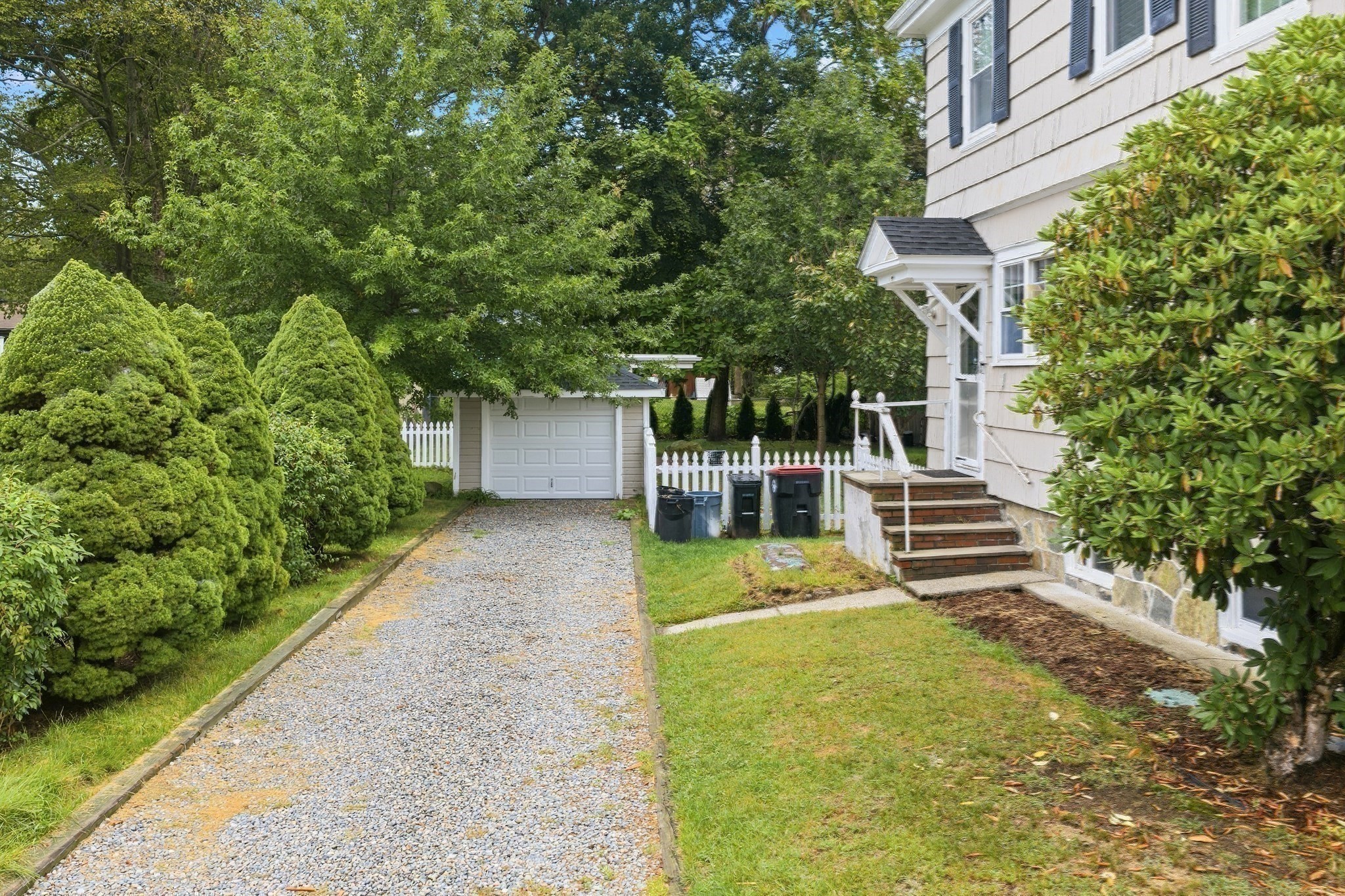 97 Burkeside Ave Property Photo 19