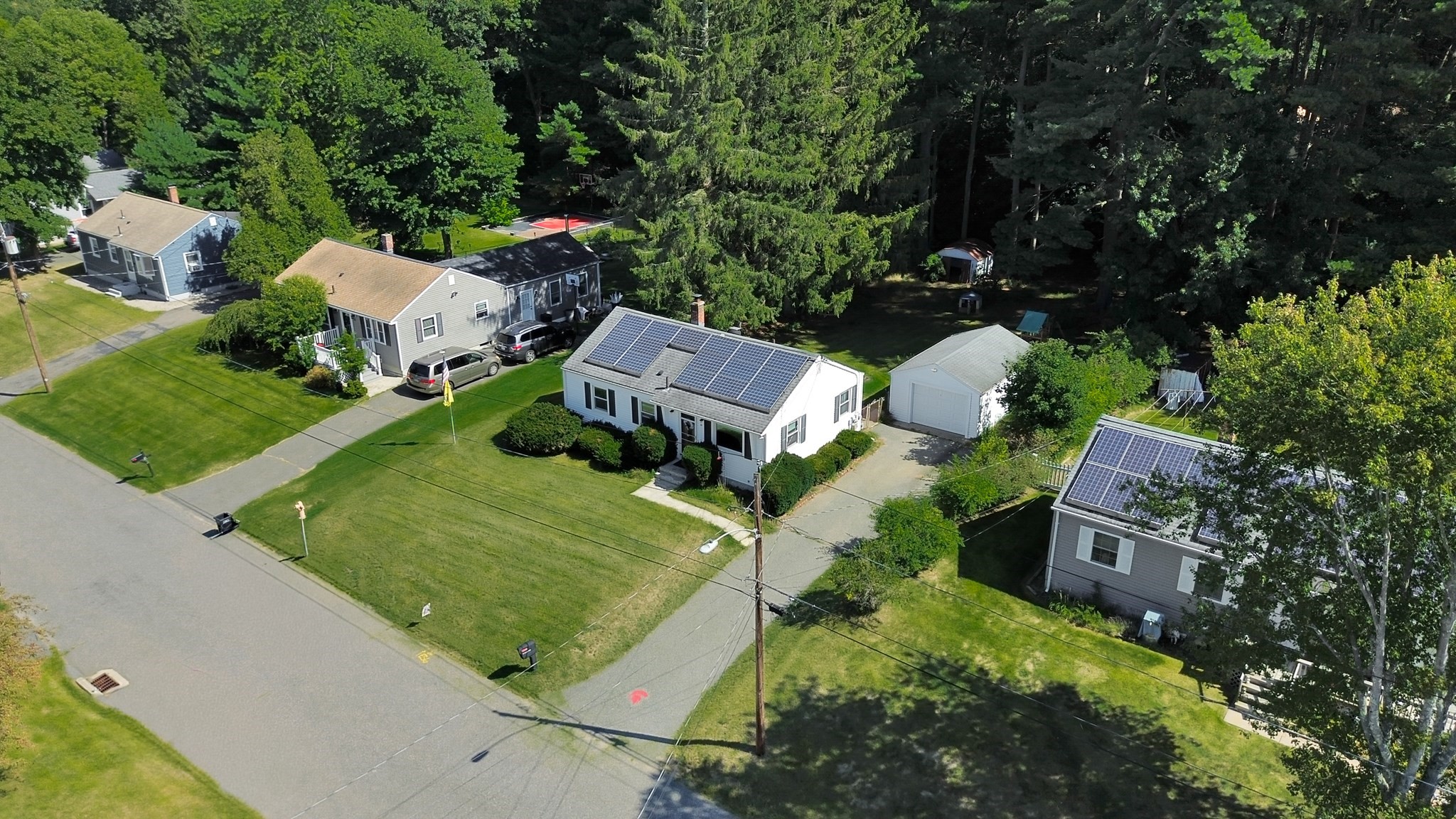 59 Holland Dr Property Photo 1