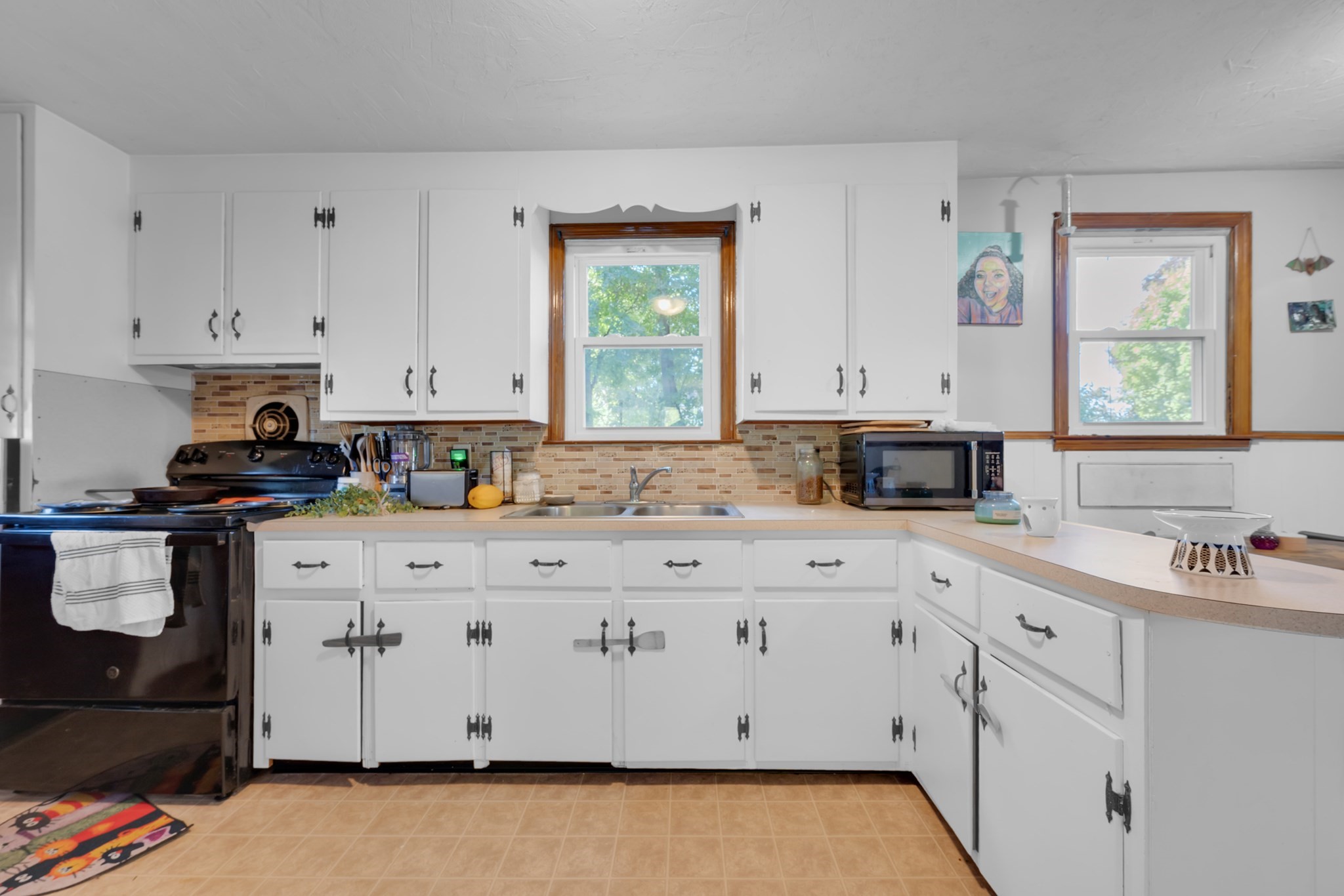 1 Elm St Property Photo 2