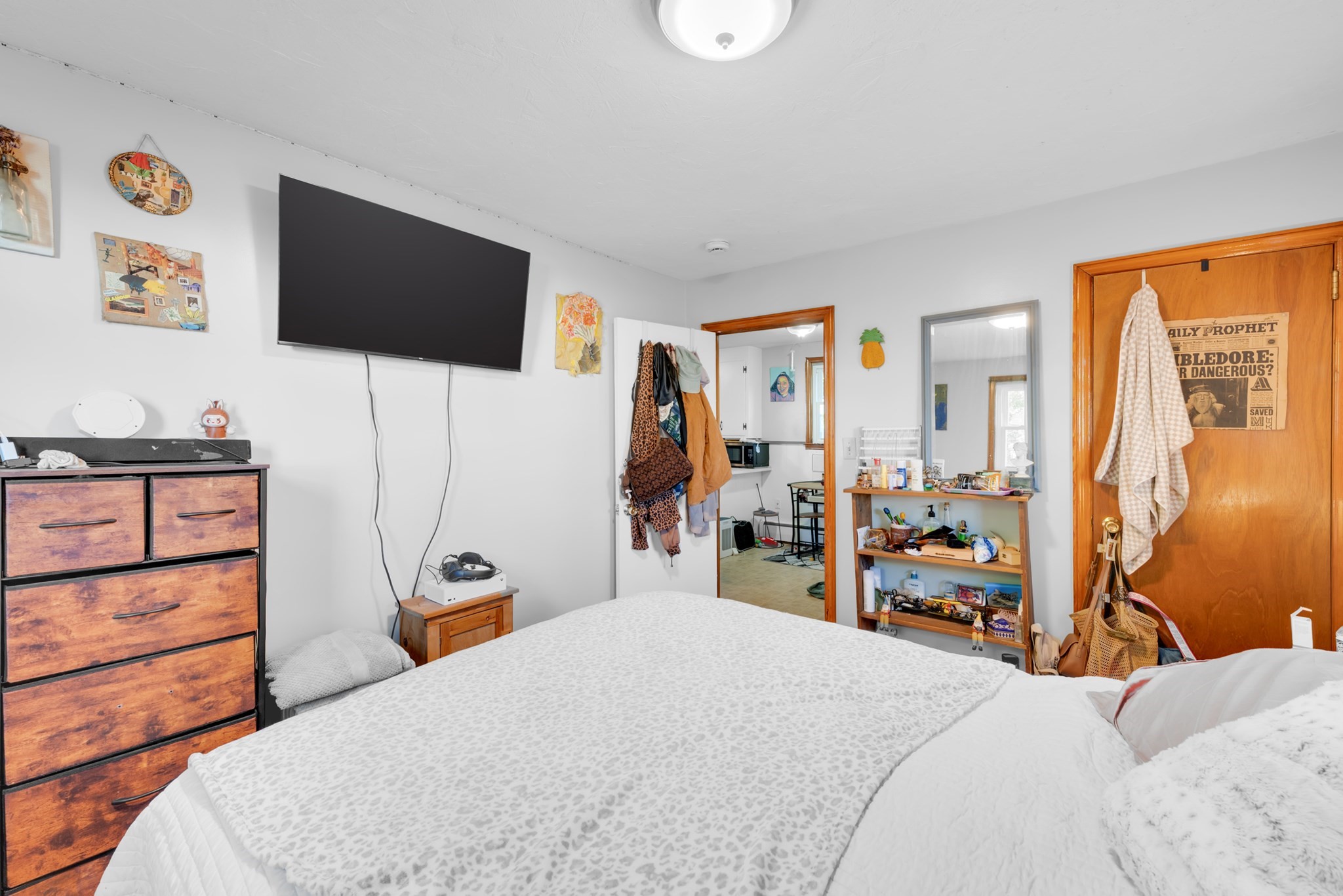 1 Elm St Property Photo 7
