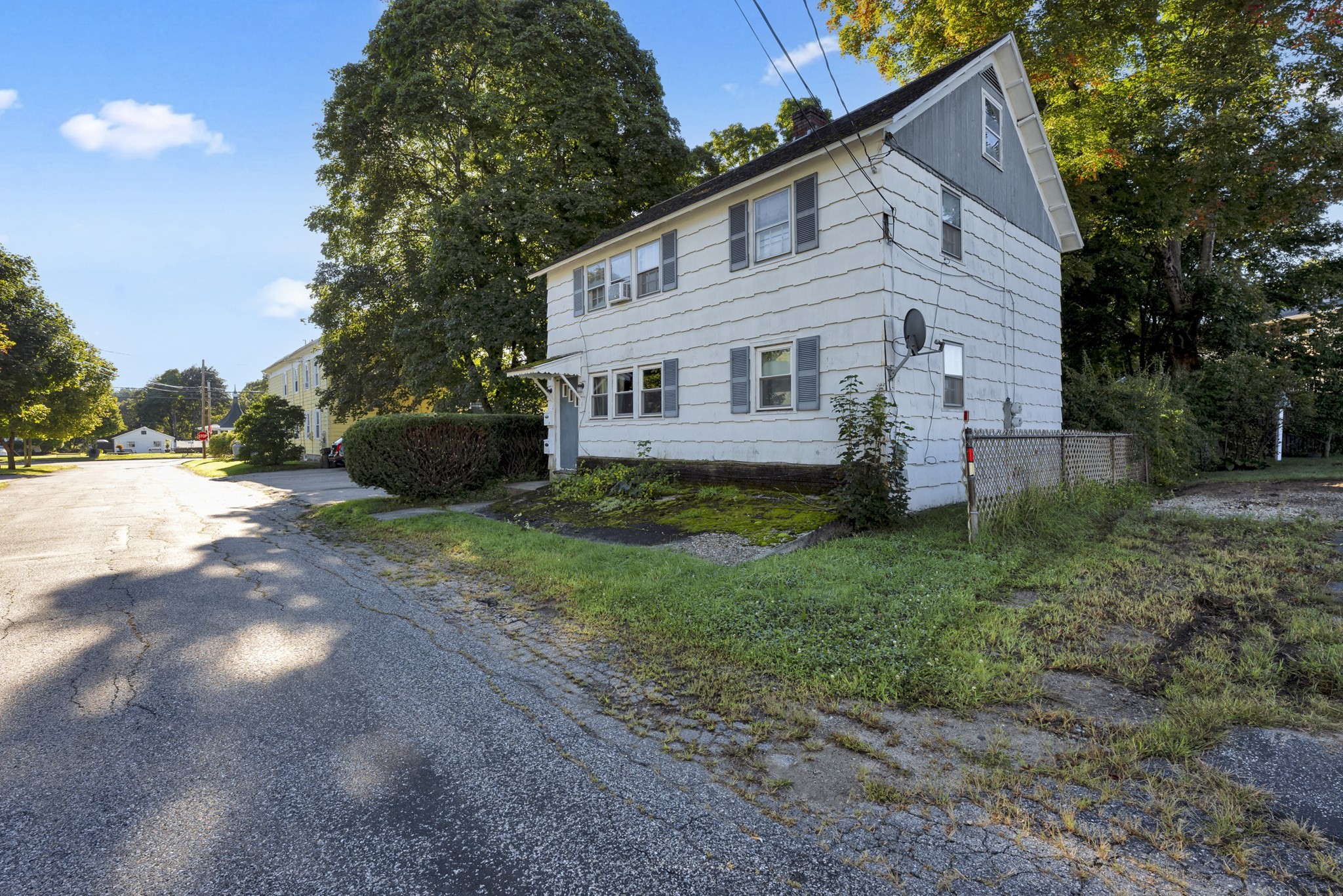 1 Elm St Property Photo 10