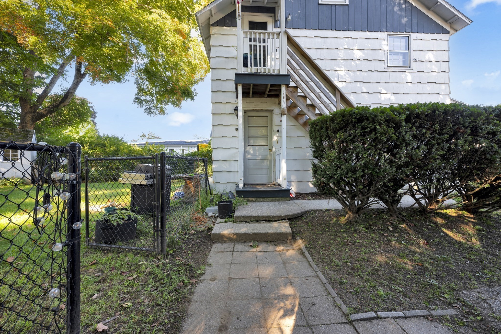 1 Elm St Property Photo 11