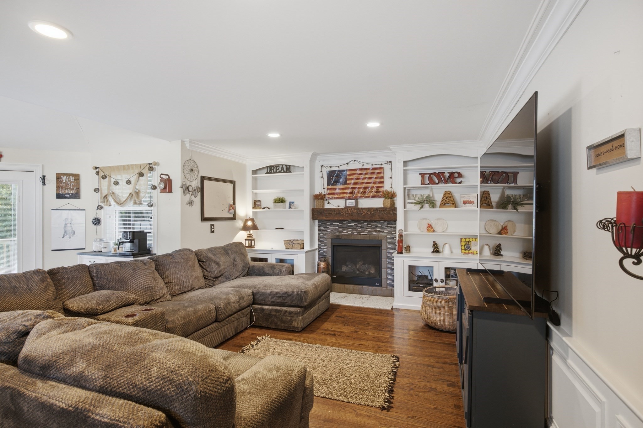 47 John St Property Photo 9