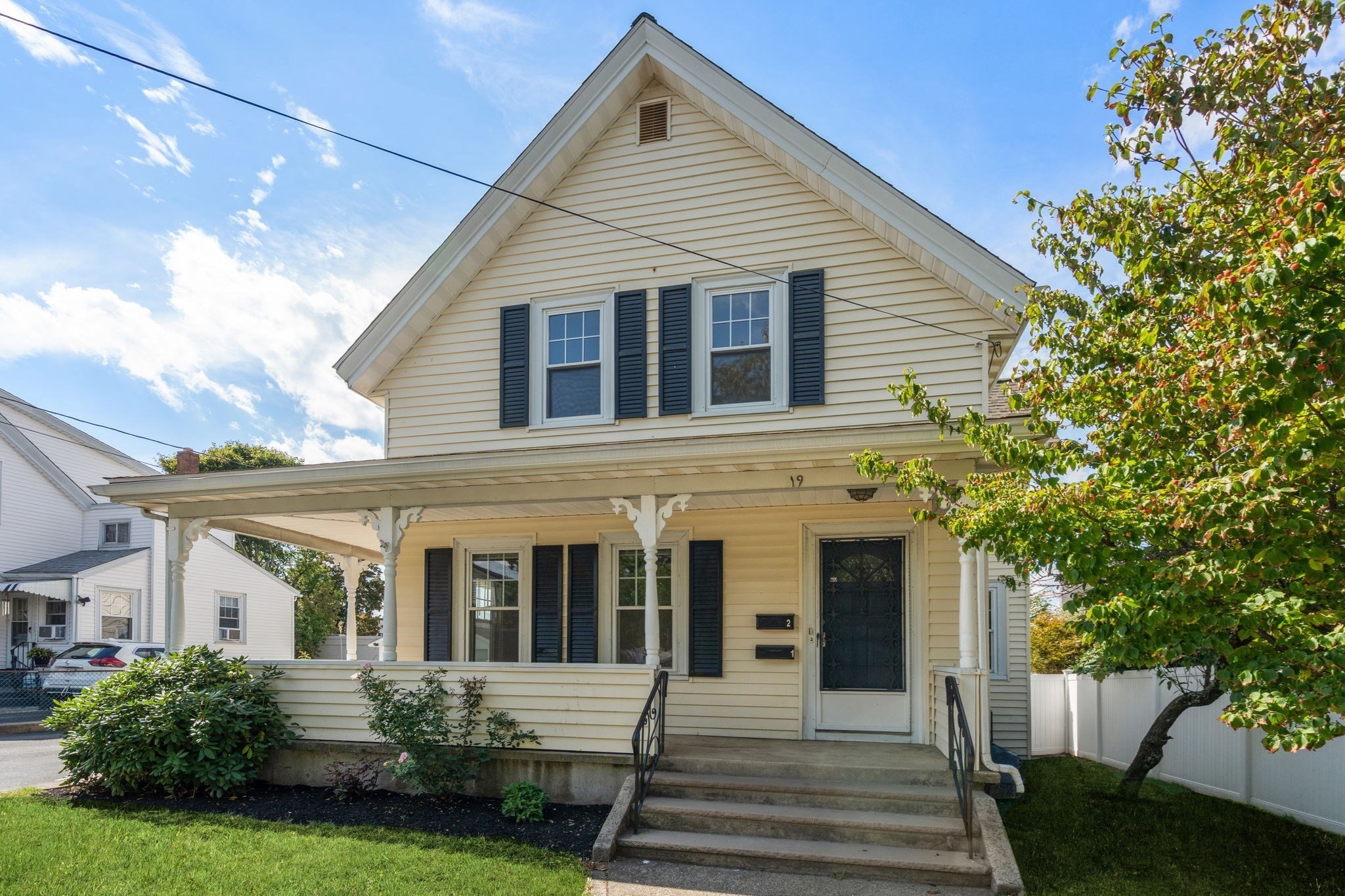 19 Penn St Property Photo 2