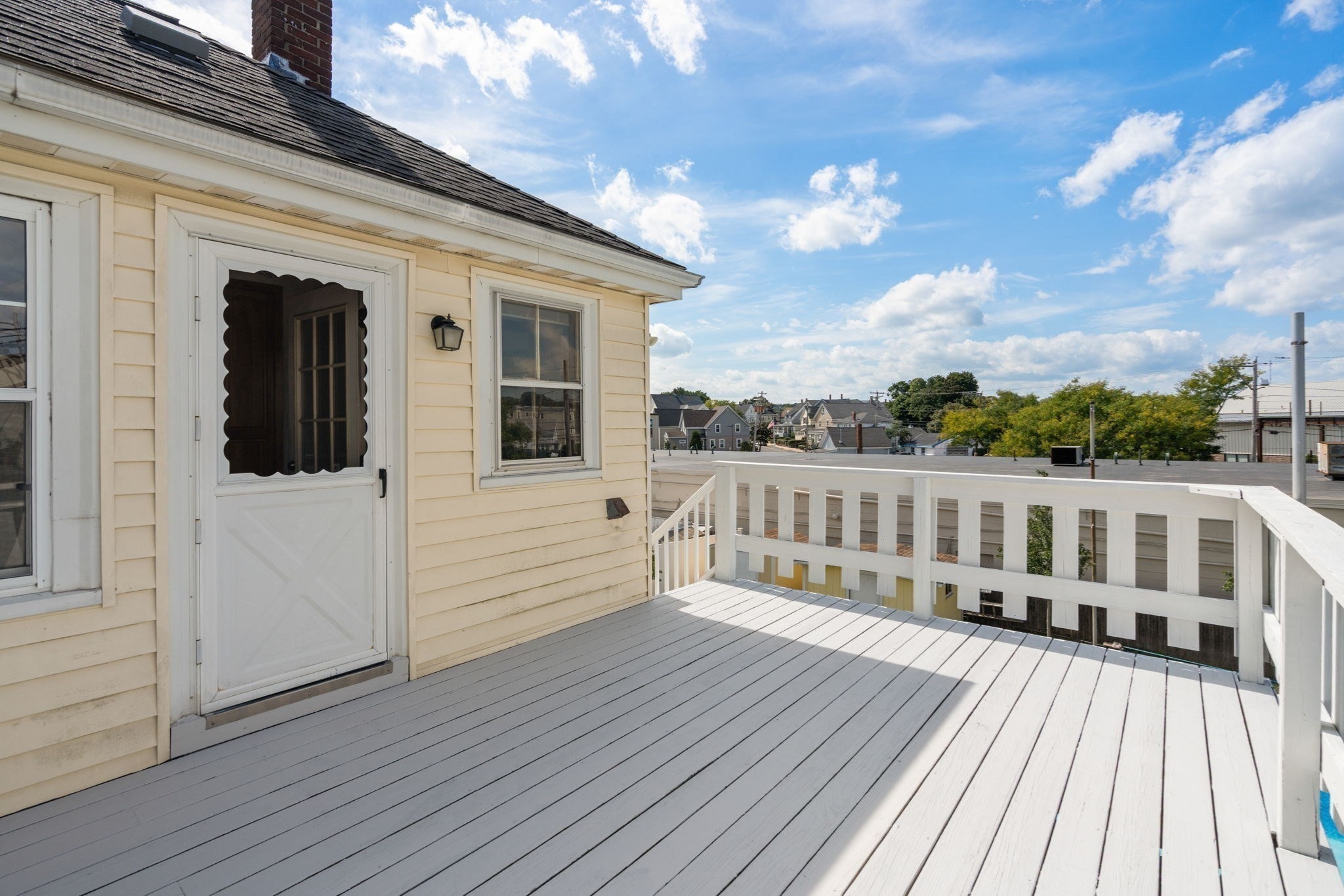 19 Penn St Property Photo 10