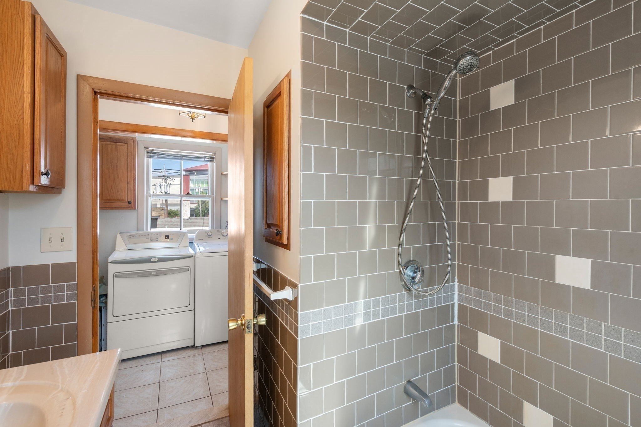 19 Penn St Property Photo 15